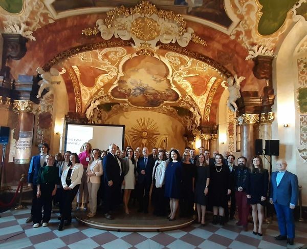 Uczestnicy konferencji w Oratorium Marianum